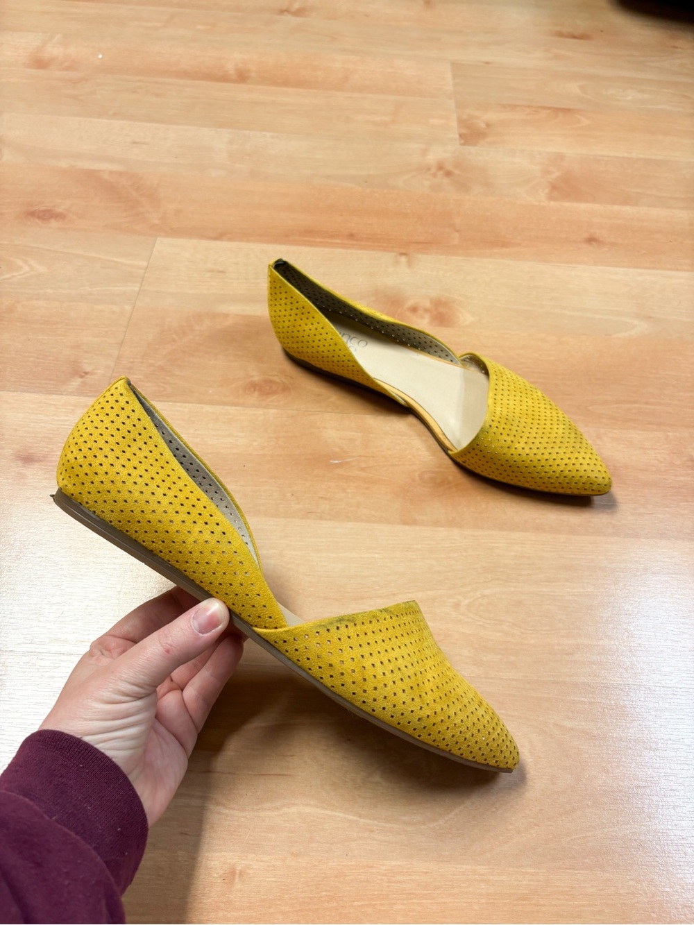 Franco Sarto Honey Mustard Pointed Toe Perforated D’Orsay Flats Womens Size 10 - Picture 7 of 9